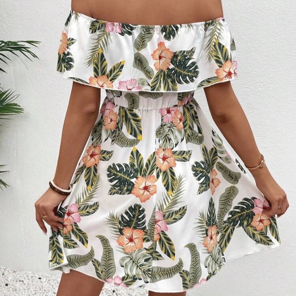 New Floral Off-Shoulder Dress - Picture 5 of 5